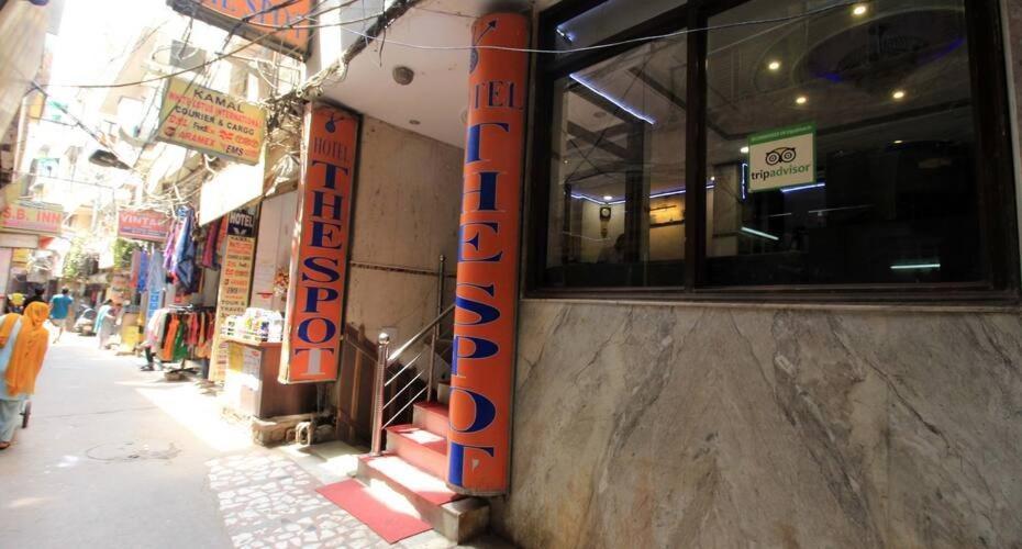 Hotel Family Spot Nuova Delhi Esterno foto