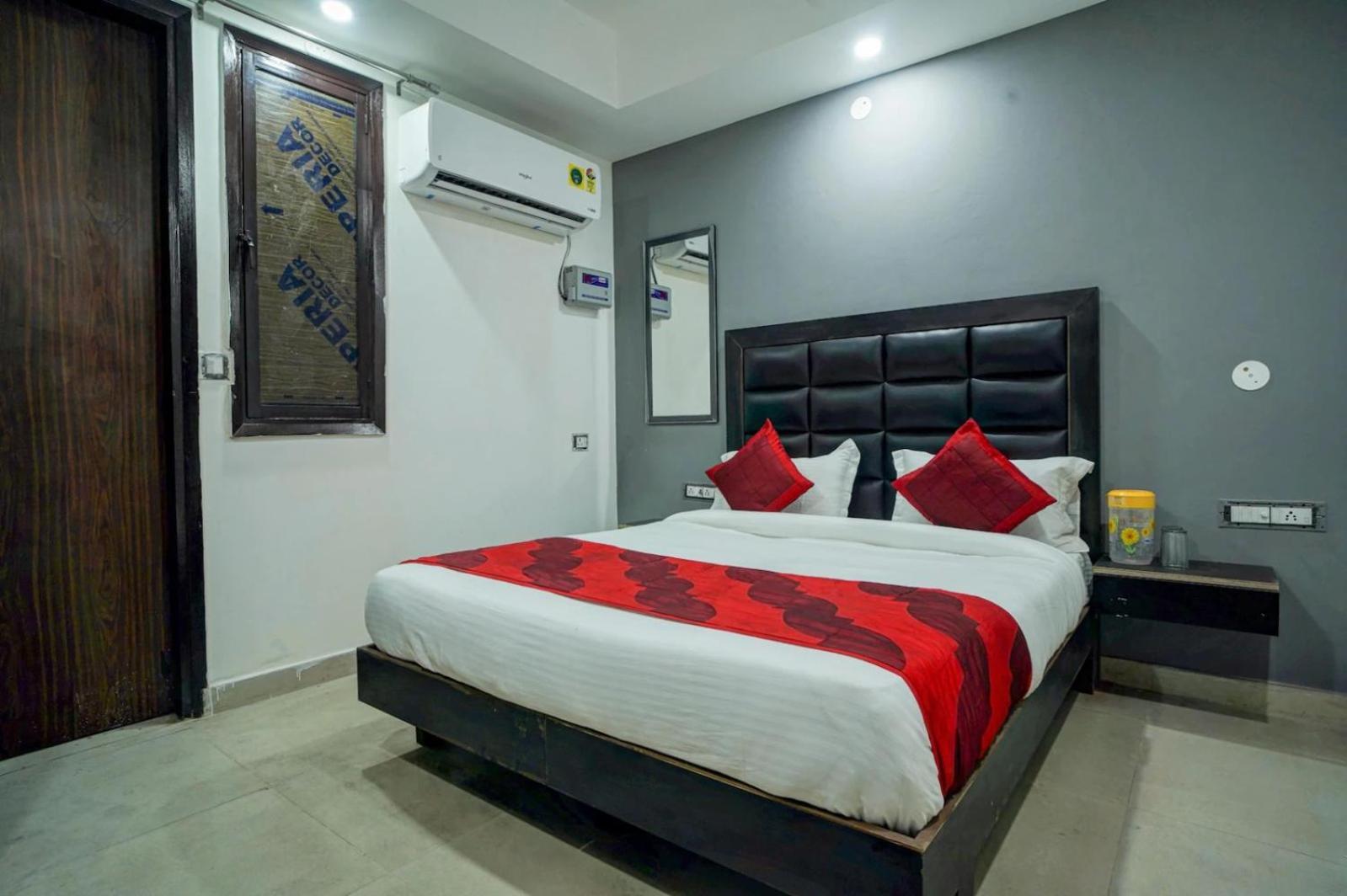 Hotel Family Spot Nuova Delhi Esterno foto
